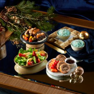 The Festive Table (Serves 4)